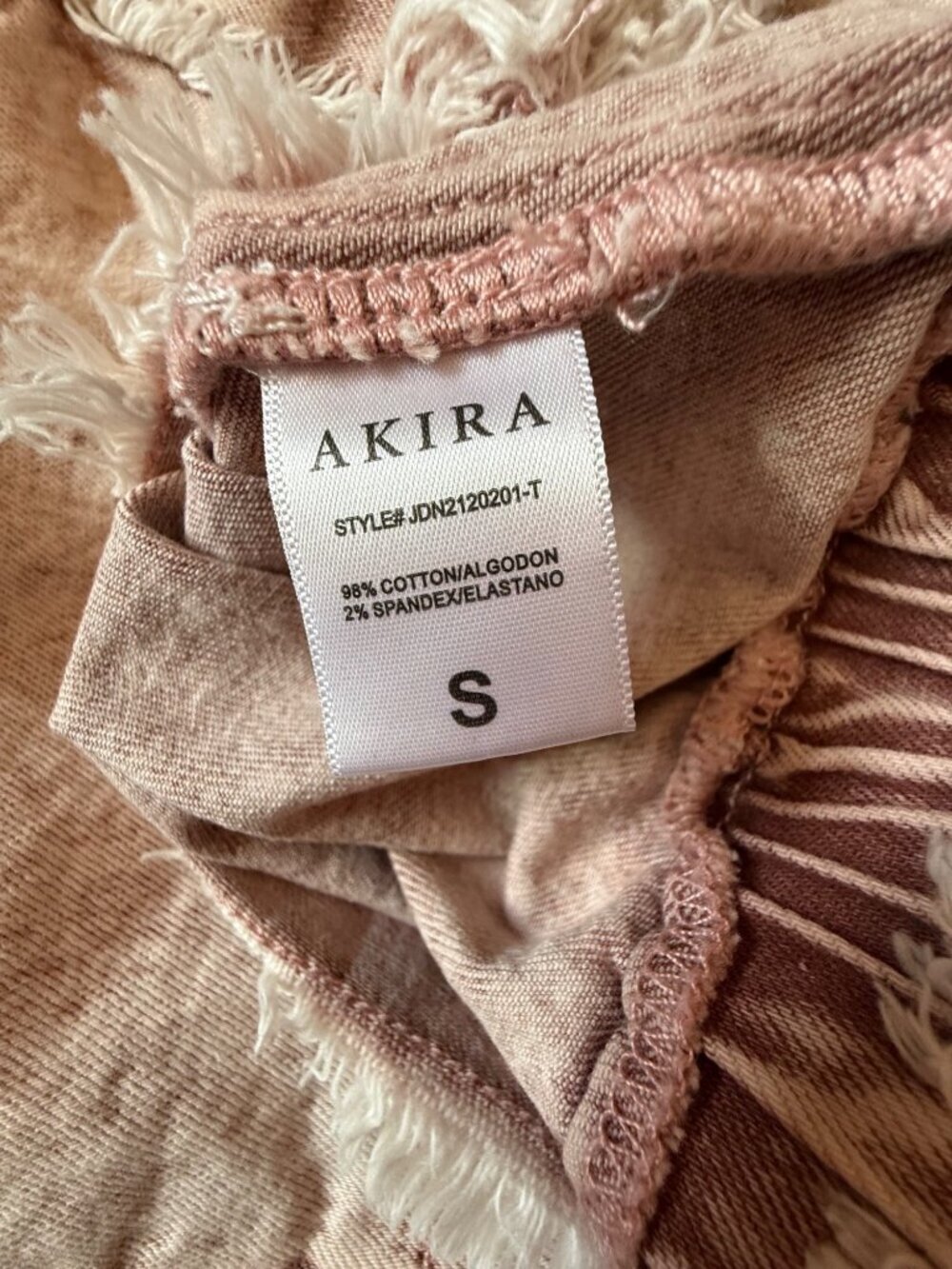 AKIRA FAYE Distressed Relaxed Fit Jeans AND Button Down Top Set Mauve Small - Picture 5 of 10